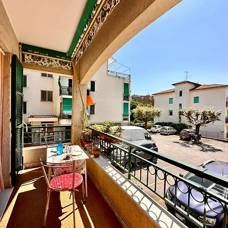 Hostdomus - Leo's House Apartamento Pietra Ligure