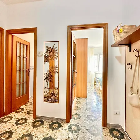 Apartamento Hostdomus - Leo's House *