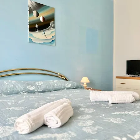 Apartamento Hostdomus - Leo's House